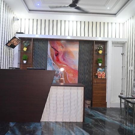 Hotel Js Banaras Residency Varanasi Esterno foto
