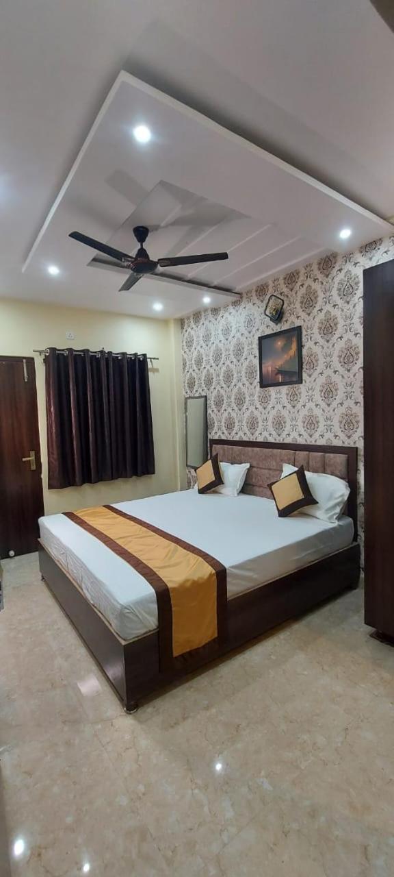 Hotel Js Banaras Residency Varanasi Esterno foto