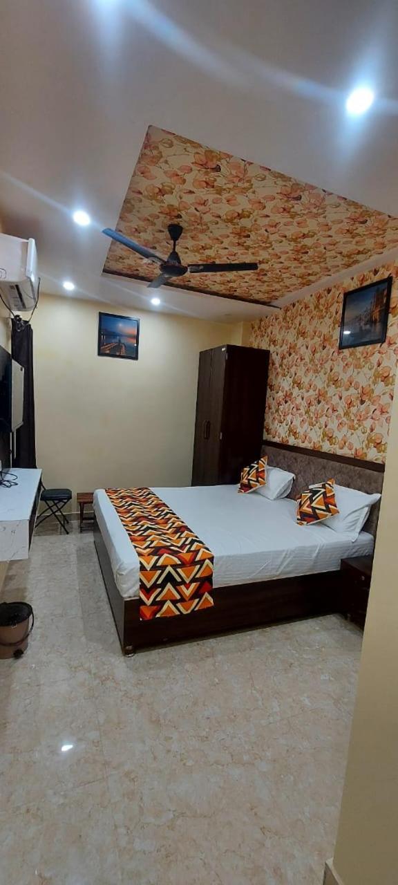 Hotel Js Banaras Residency Varanasi Esterno foto