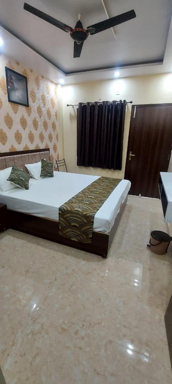 Hotel Js Banaras Residency Varanasi Esterno foto